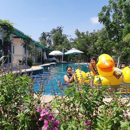 Sky And Water Resort 차암 외부 사진