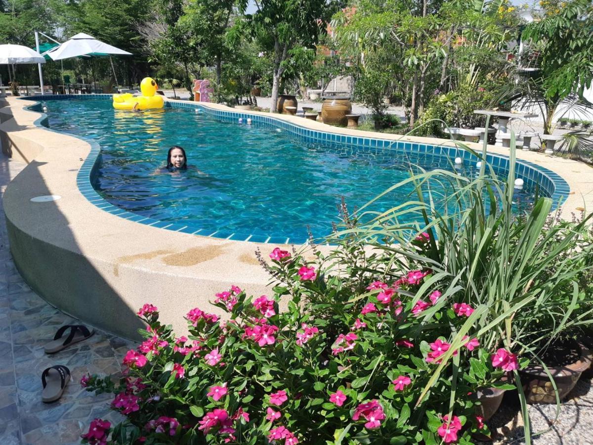 Sky And Water Resort 차암 외부 사진