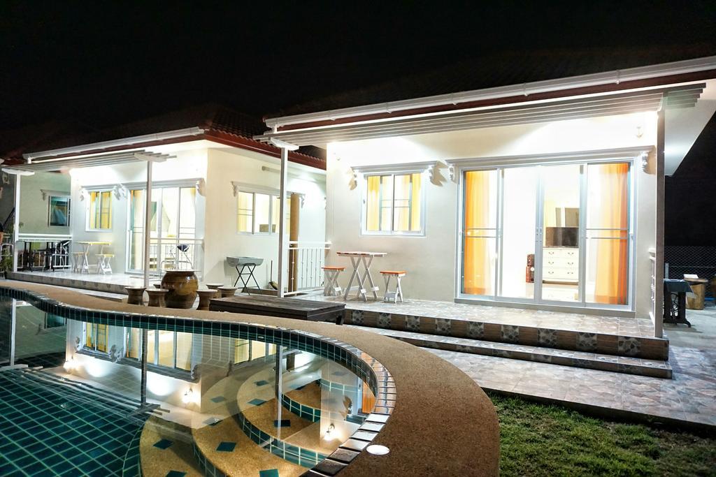 Sky And Water Resort 차암 외부 사진